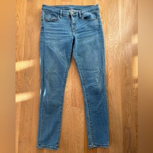 BDG Blue Jeans, Size 29W Mid Rise Twig